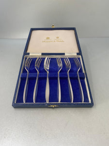 Set of Six Art Deco Pastry Forks in Case